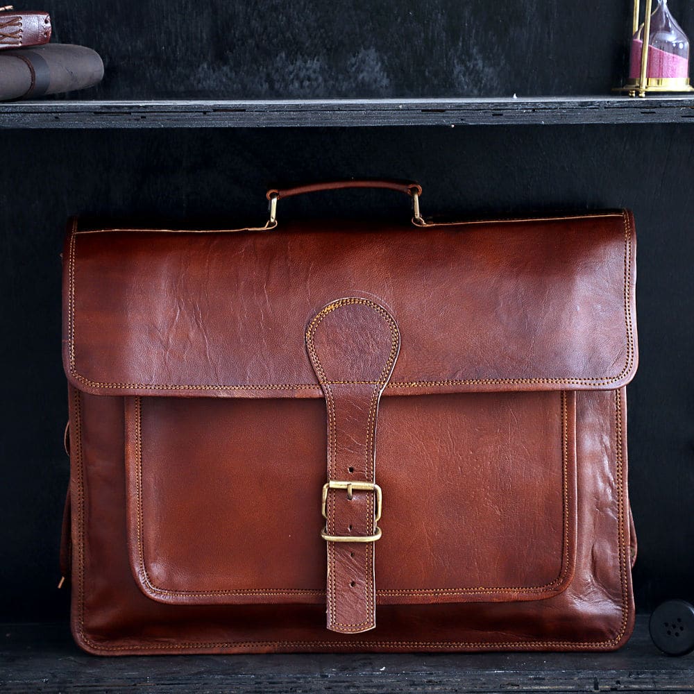 Vintage Leather Shoulder Bag | Quvom.com